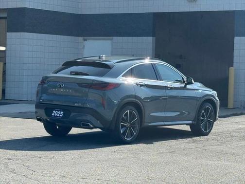 2025 INFINITI QX55 LUXE