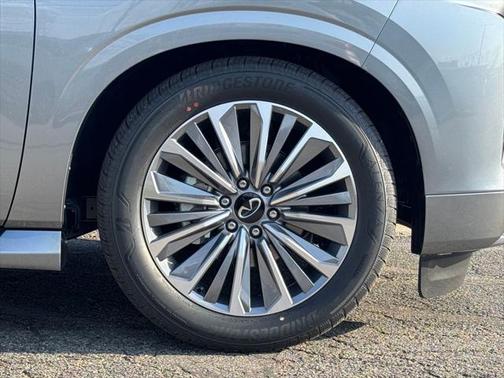 2025 INFINITI QX80 SENSORY AWD