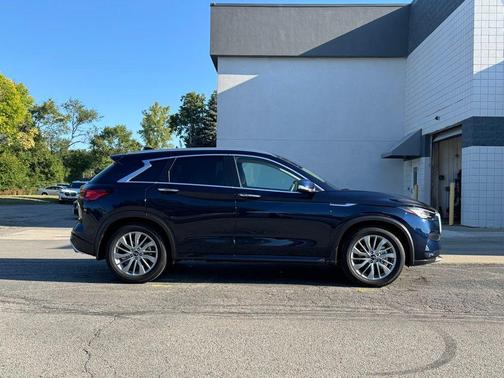 2024 INFINITI QX50 LUXE AWD