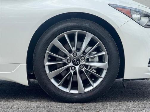 2024 INFINITI Q50 3.0t LUXE