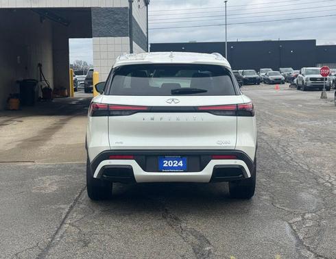 2024 INFINITI QX60 Luxe