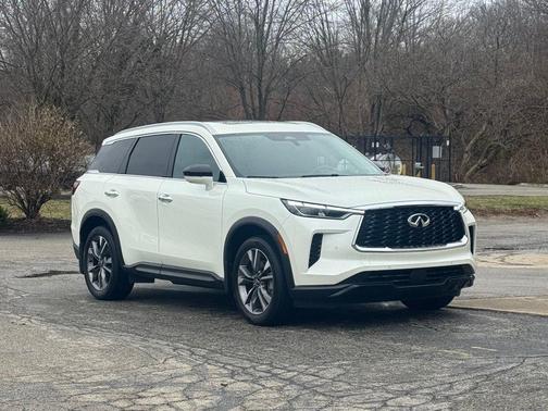 2024 INFINITI QX60 Luxe