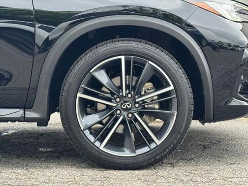 2025 INFINITI QX55 LUXE