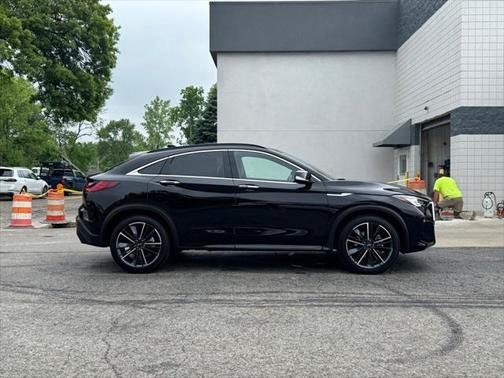 2025 INFINITI QX55 LUXE