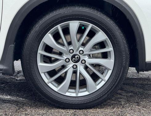 2025 INFINITI QX50 Luxe AWD