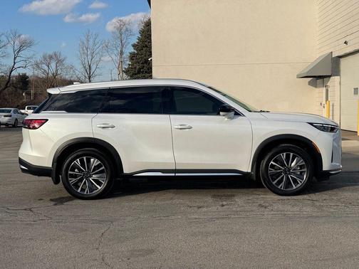 2026 INFINITI QX60 Luxe