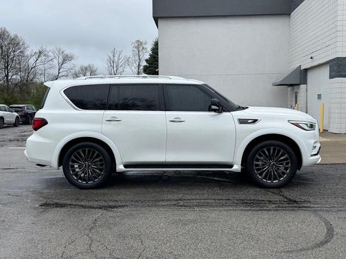 2024 INFINITI QX80 PREMIUM SELECT AWD