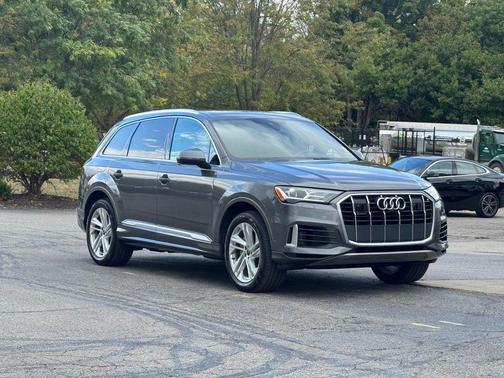2021 Audi Q7 55 Premium Plus