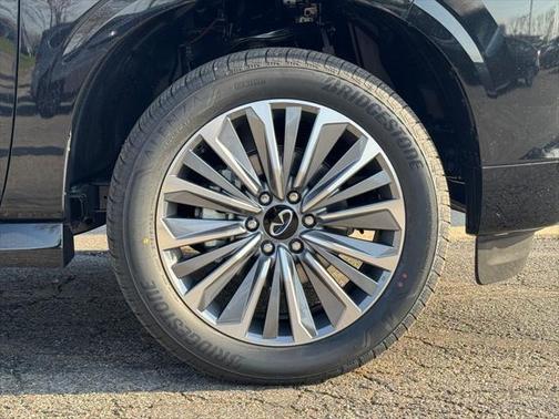 2025 INFINITI QX80 SENSORY AWD
