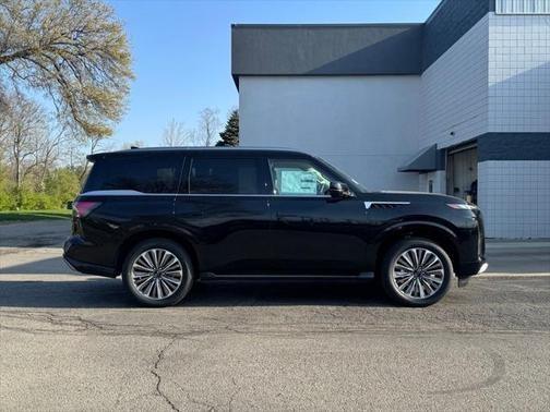 2025 INFINITI QX80 SENSORY AWD