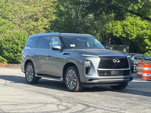 2025 INFINITI QX80 SENSORY AWD
