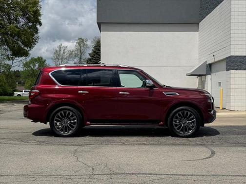 2024 Nissan Armada Platinum 4WD