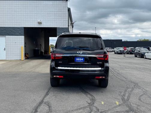 2024 INFINITI QX80 SENSORY AWD