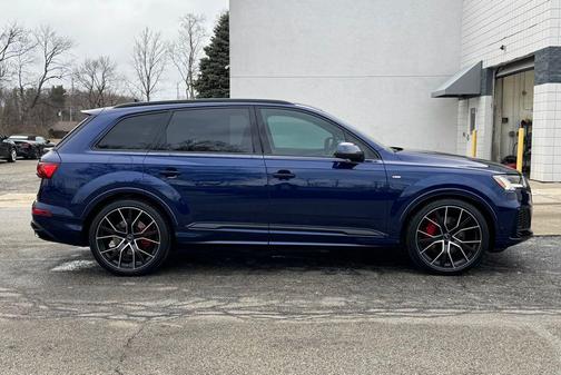 2024 Audi Q7 55 Prestige