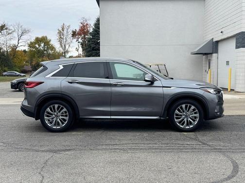2024 INFINITI QX50 LUXE AWD