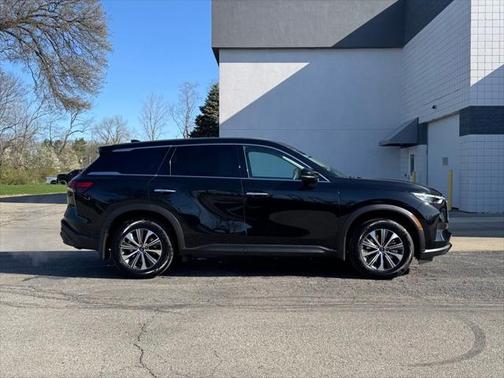 2024 INFINITI QX60 Pure