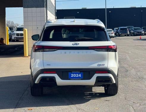 2024 INFINITI QX60 Luxe