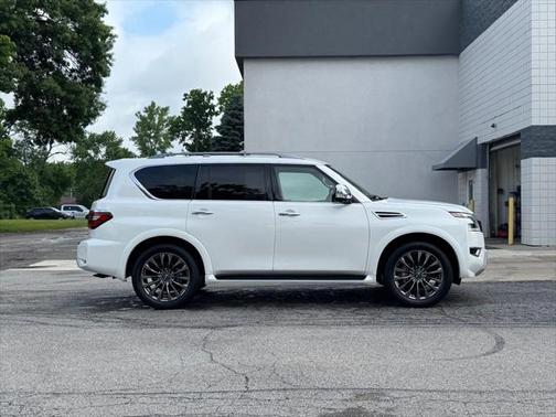2024 Nissan Armada Platinum 4WD