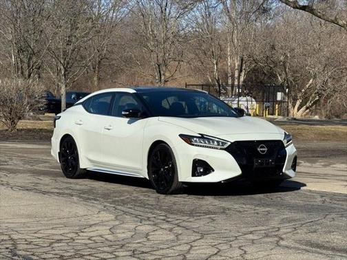 2023 Nissan Maxima SR Xtronic CVT