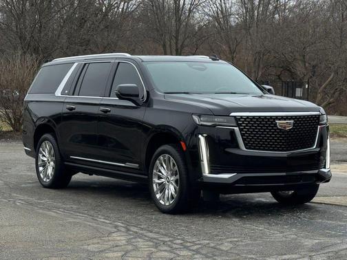 2023 Cadillac Escalade ESV Premium Luxury