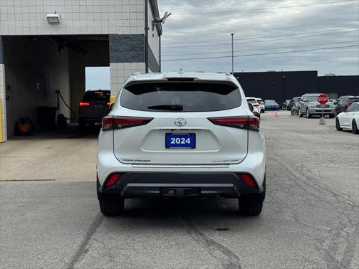 2024 Toyota Highlander Limited