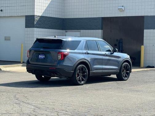 2021 Ford Explorer ST