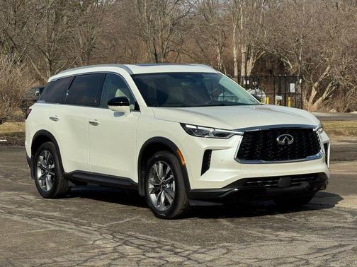 2024 INFINITI QX60 Luxe