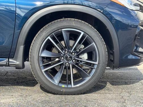 2025 INFINITI QX55 LUXE