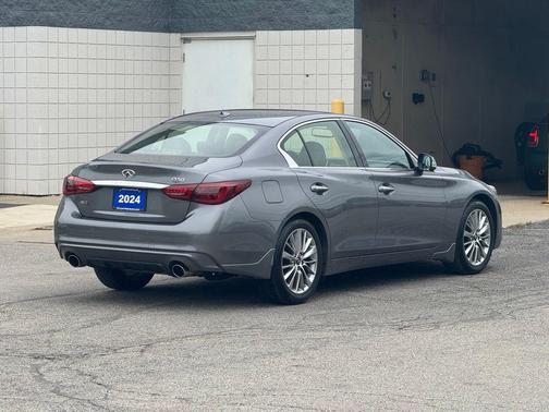 Graphite Shadow 2024 INFINITI Q50 3.0t LUXE