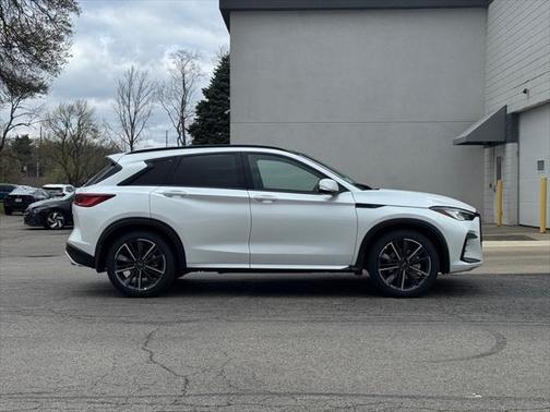 2025 INFINITI QX50 Sport AWD