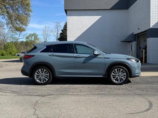 2024 INFINITI QX50 LUXE AWD