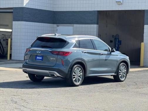 2024 INFINITI QX50 LUXE AWD