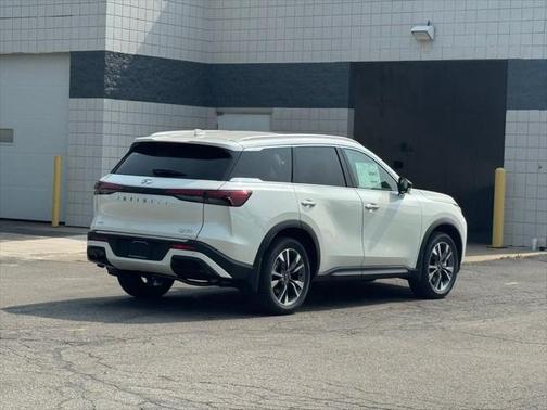 2025 INFINITI QX60 Luxe