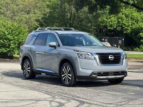 2024 Nissan Pathfinder Platinum 4WD