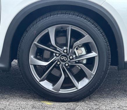 2024 INFINITI QX50 SENSORY AWD