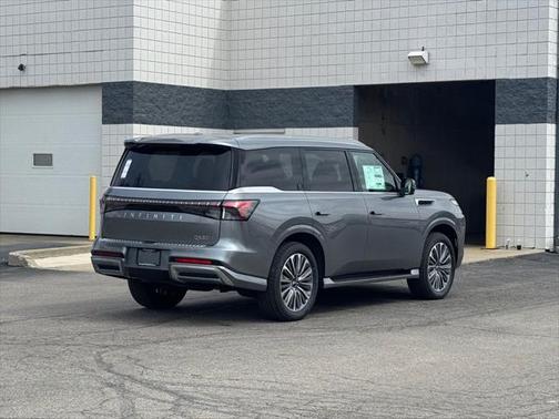 2025 INFINITI QX80 SENSORY AWD