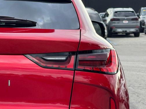 2023 INFINITI QX55 SENSORY