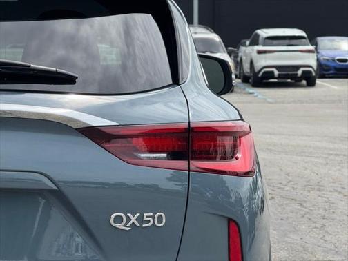2022 INFINITI QX50 ESSENTIAL AWD