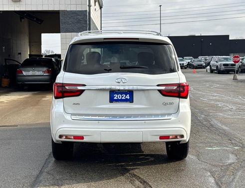 2024 INFINITI QX80 SENSORY AWD
