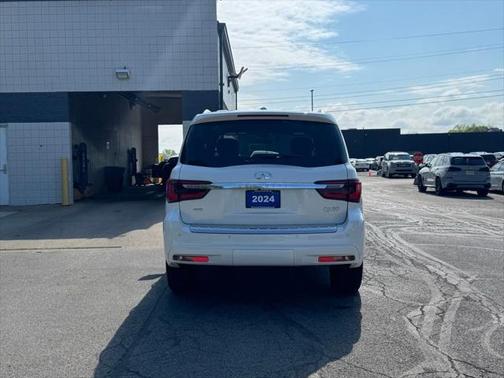 2024 INFINITI QX80 SENSORY AWD