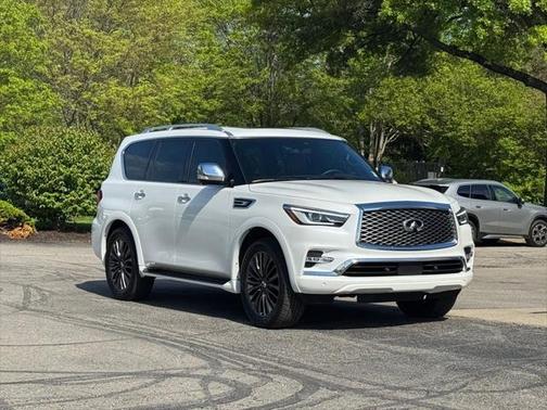 2024 INFINITI QX80 SENSORY AWD