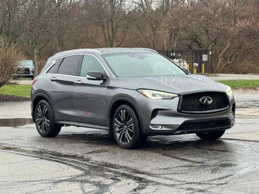 2022 INFINITI QX50 LUXE AWD