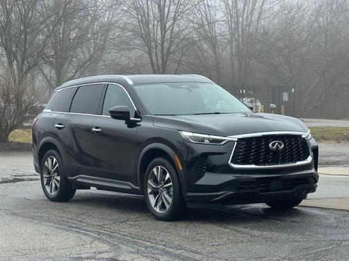 2025 INFINITI QX60 Luxe