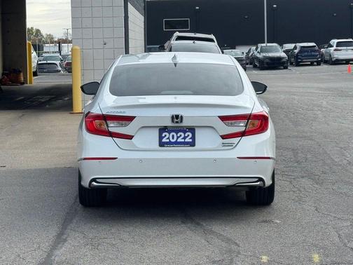 2022 Honda Accord Hybrid Touring