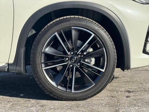 2022 INFINITI QX55 LUXE