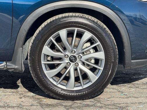 2025 INFINITI QX50 Luxe AWD