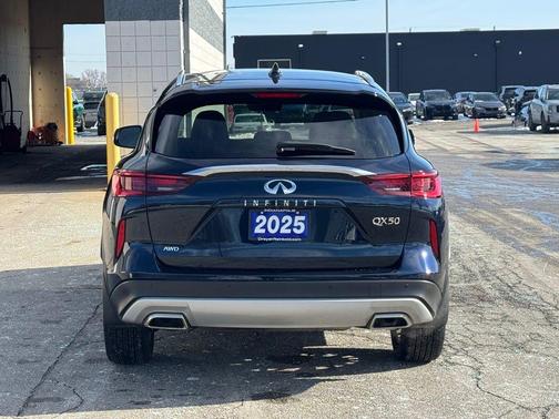 2025 INFINITI QX50 Luxe AWD