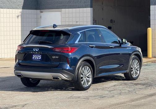 2025 INFINITI QX50 Luxe AWD