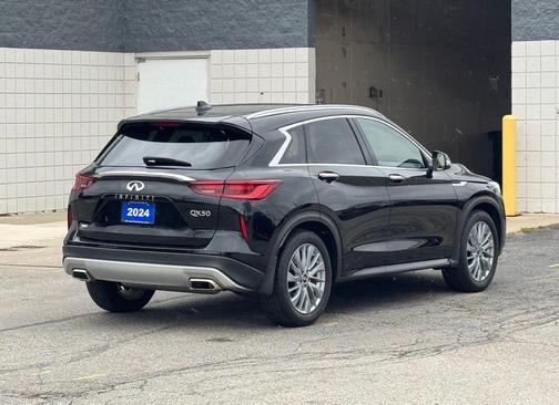 2024 INFINITI QX50 LUXE AWD