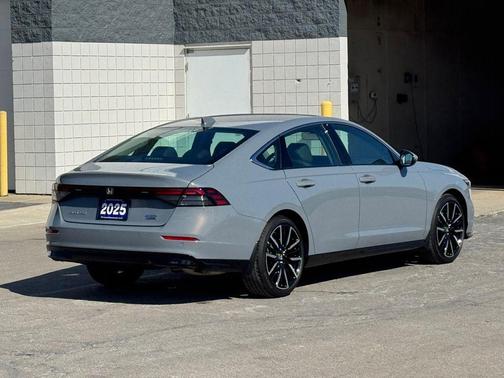 2025 Honda Accord Hybrid Touring